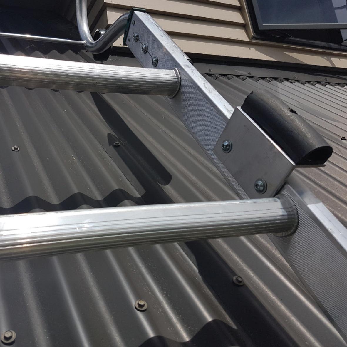 Roof ladder hook